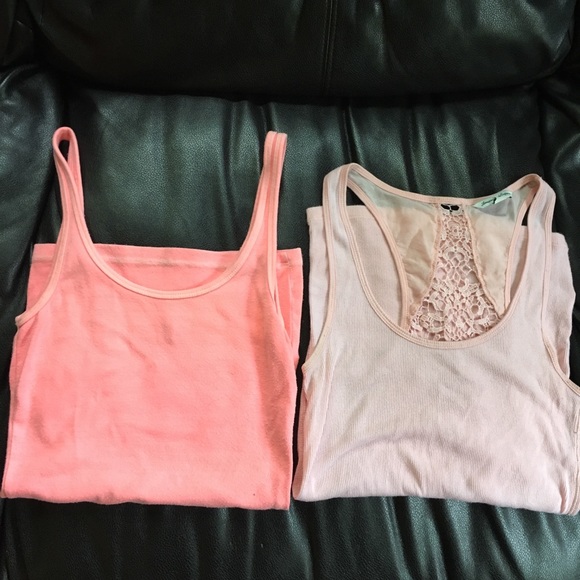 Hollister Tops - Women’s Tank Top Bundle